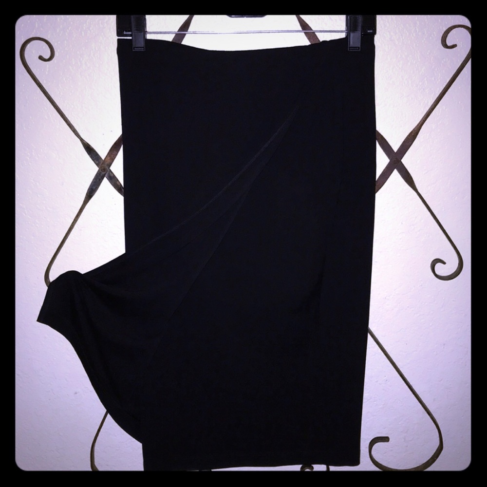 DONNA KARAN SKIRT🖤
